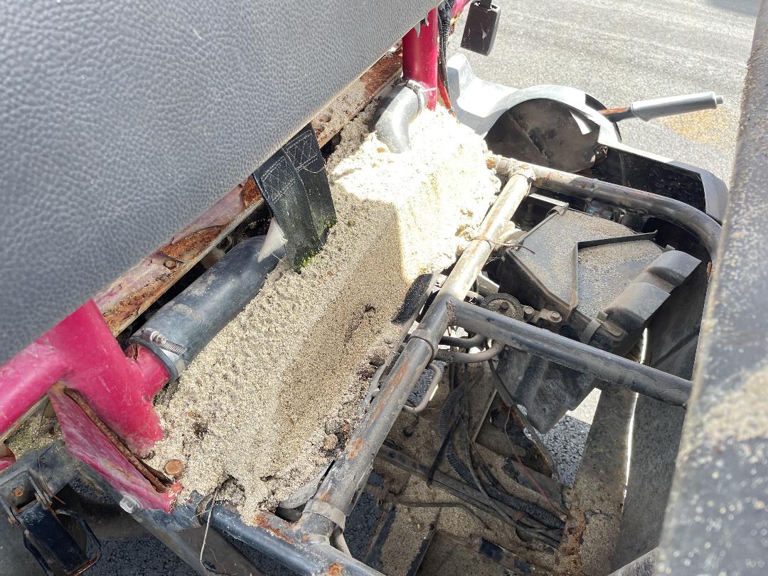 Photo '15' of Kawasaki KAF400B1 Side by Side