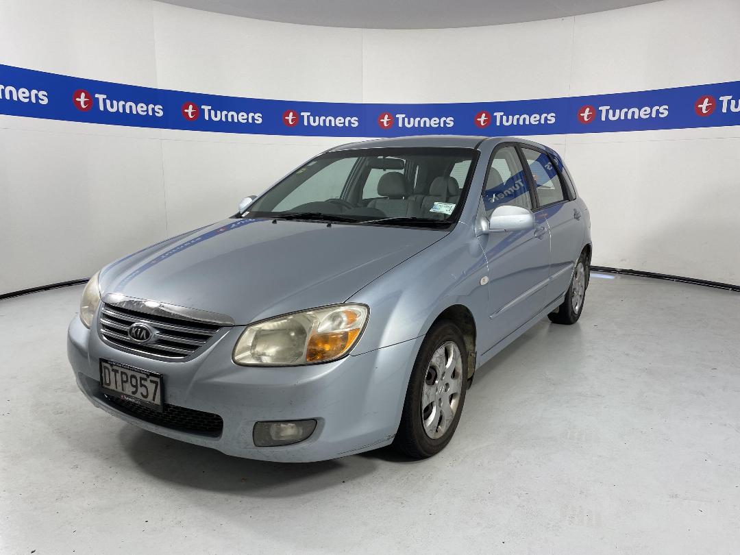 Photo '4' of KIA Cerato