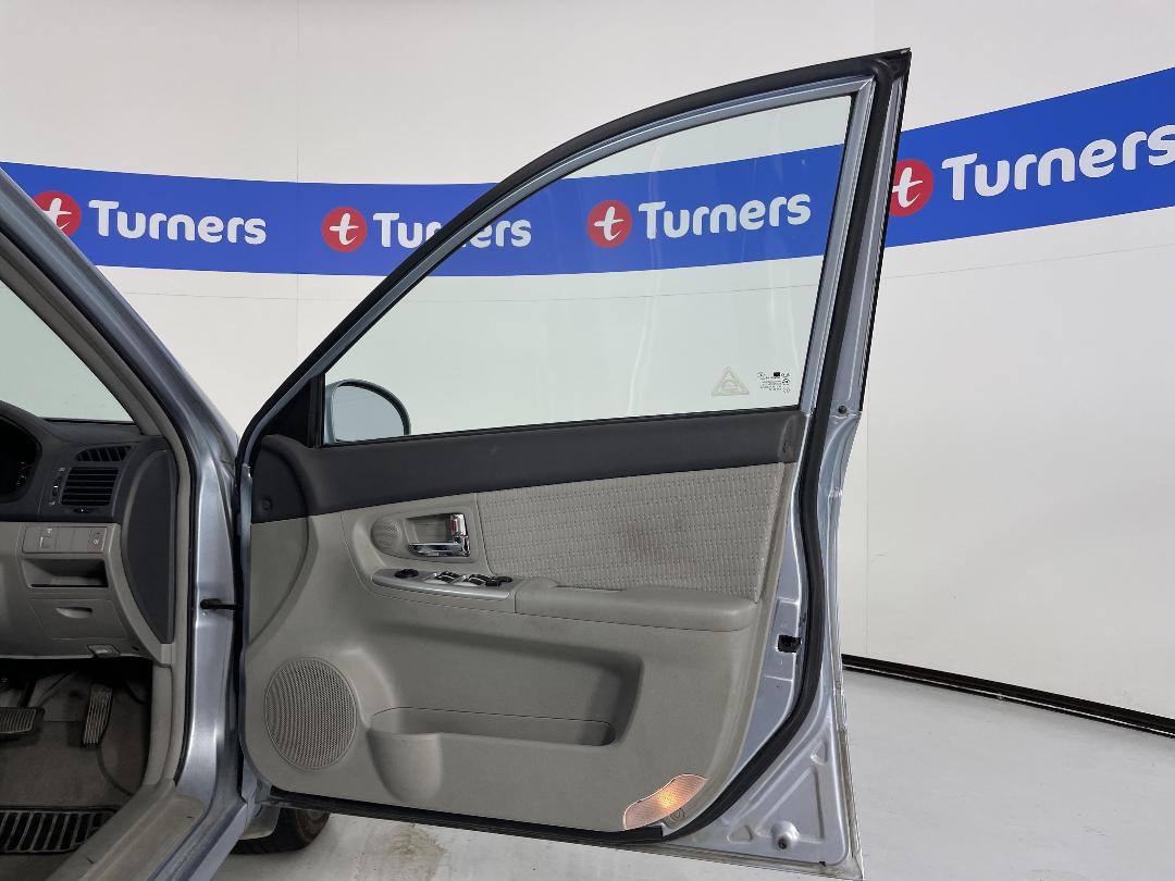 Photo '15' of KIA Cerato