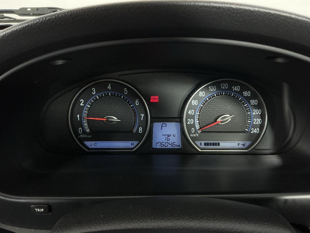 Photo '21' of KIA Magentis Photo '21' of KIA Magentis