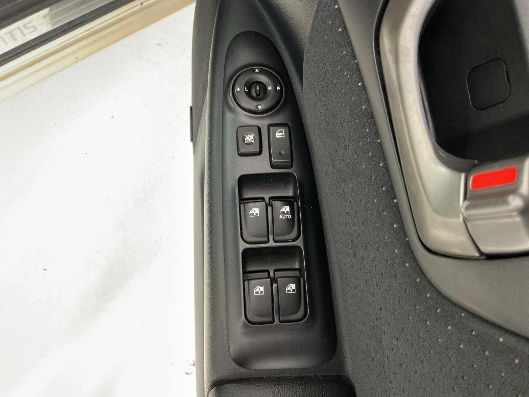 Photo '23' of KIA Magentis Photo '23' of KIA Magentis