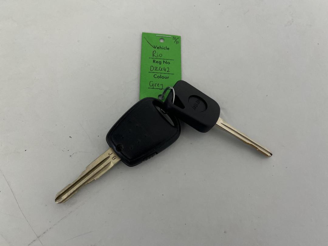 Photo '22' of KIA RIO Photo '22' of KIA RIO