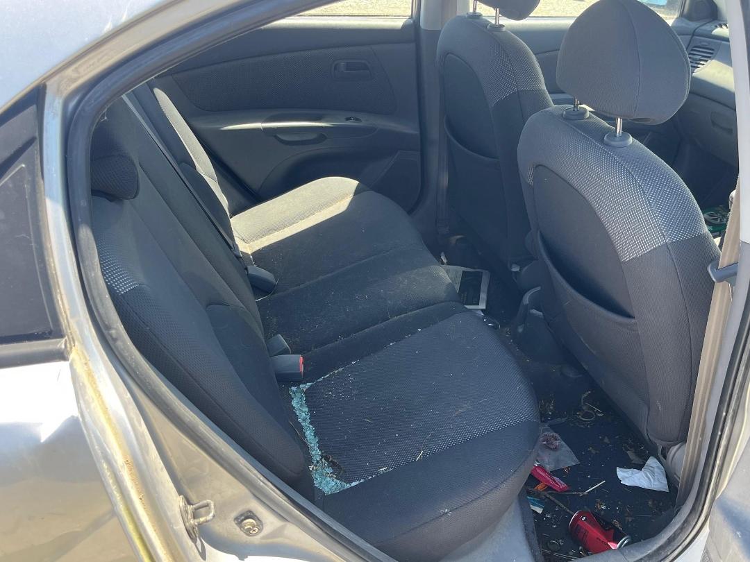 Photo '12' of KIA RIO Photo '12' of KIA RIO