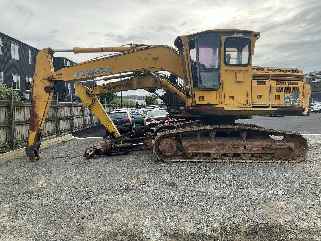 Photo '3' of Komatsu PC270-8 Excavator