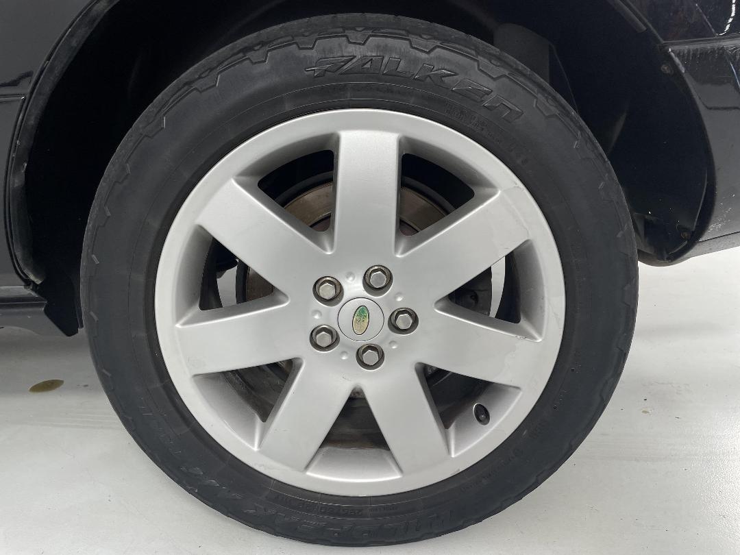 Photo '11' of Land Rover Range Rover Photo '11' of Land Rover Range Rover