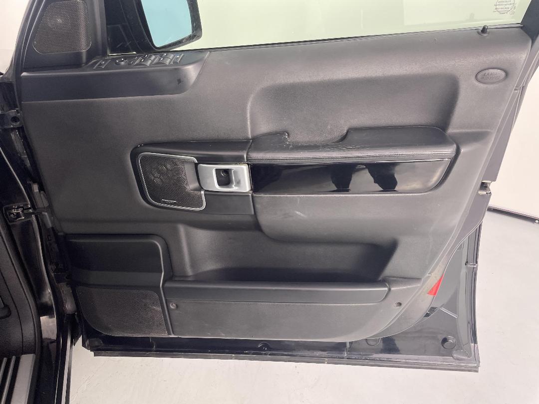 Photo '15' of Land Rover Range Rover Photo '15' of Land Rover Range Rover