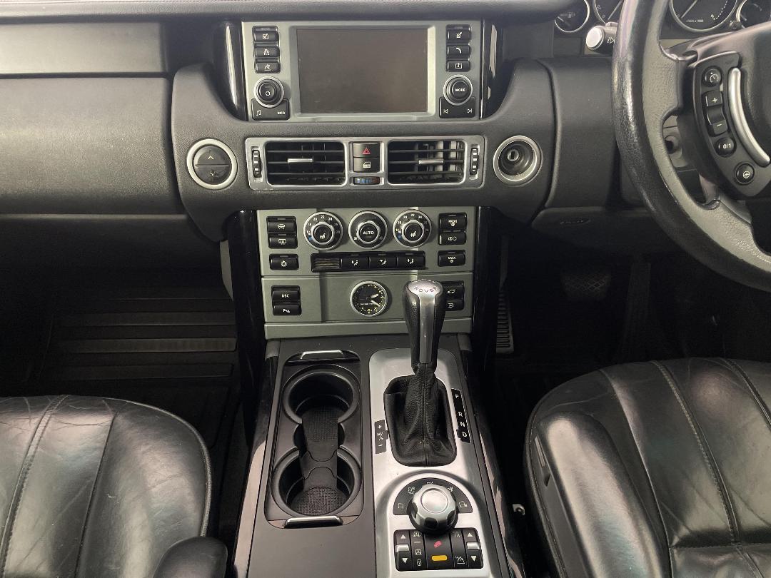 Photo '18' of Land Rover Range Rover Photo '18' of Land Rover Range Rover