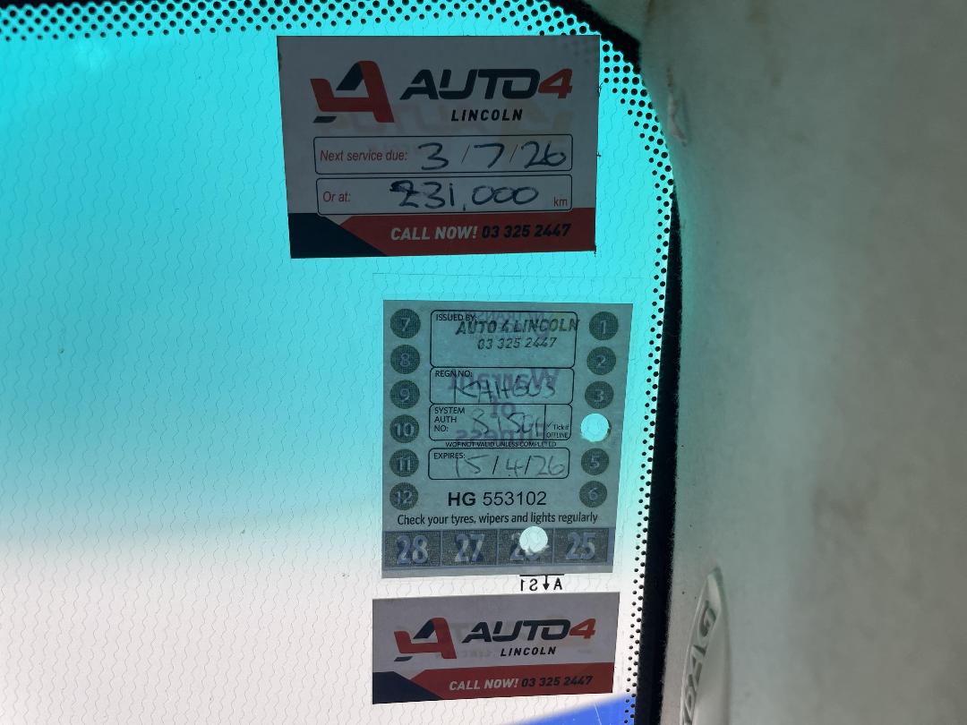 Photo '28' of Land Rover Range Rover Photo '28' of Land Rover Range Rover