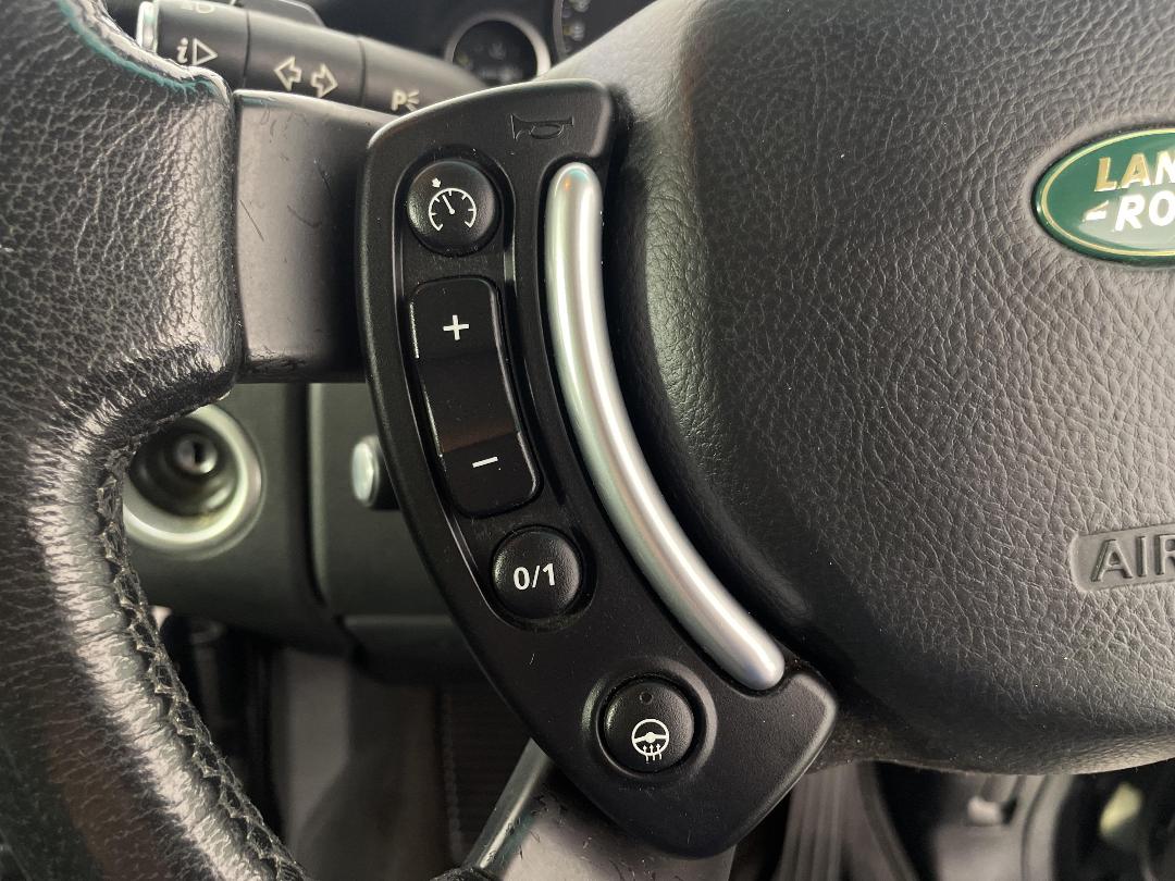 Photo '26' of Land Rover Range Rover Photo '26' of Land Rover Range Rover