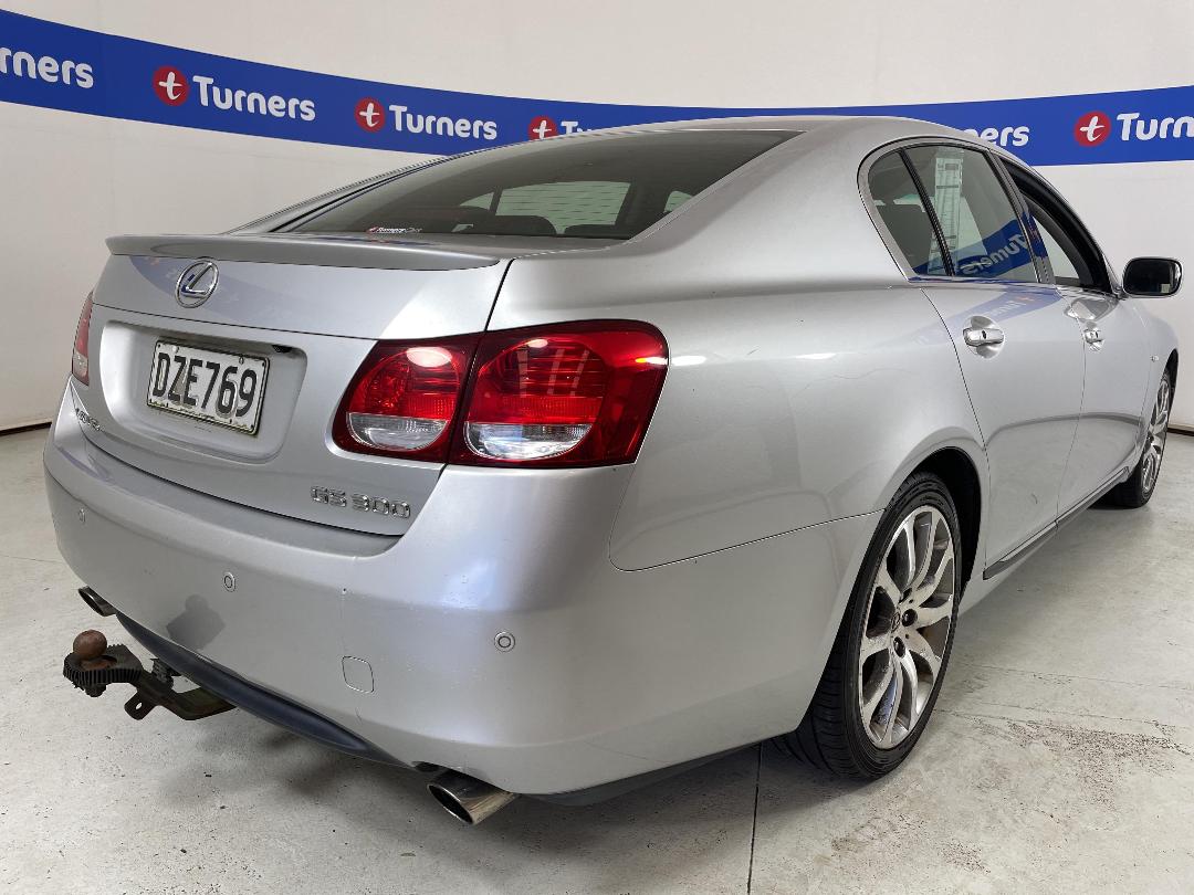 Photo '7' of Lexus GS300