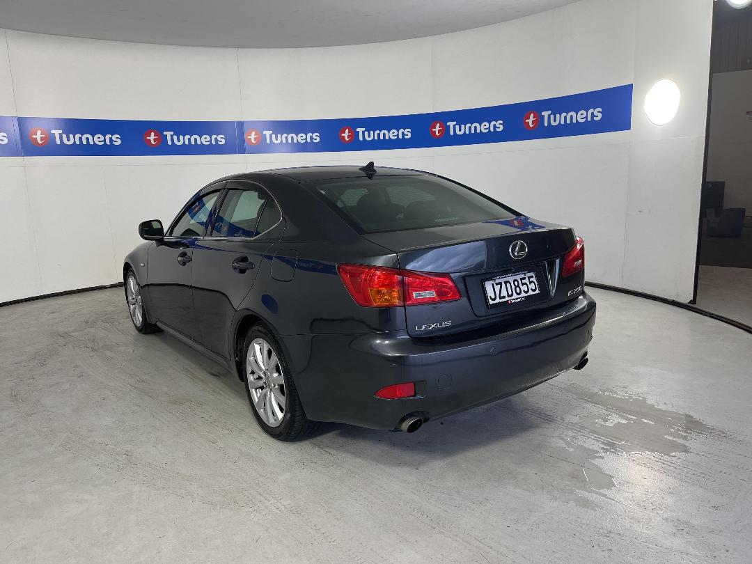 Photo '5' of Lexus IS250 Photo '5' of Lexus IS250