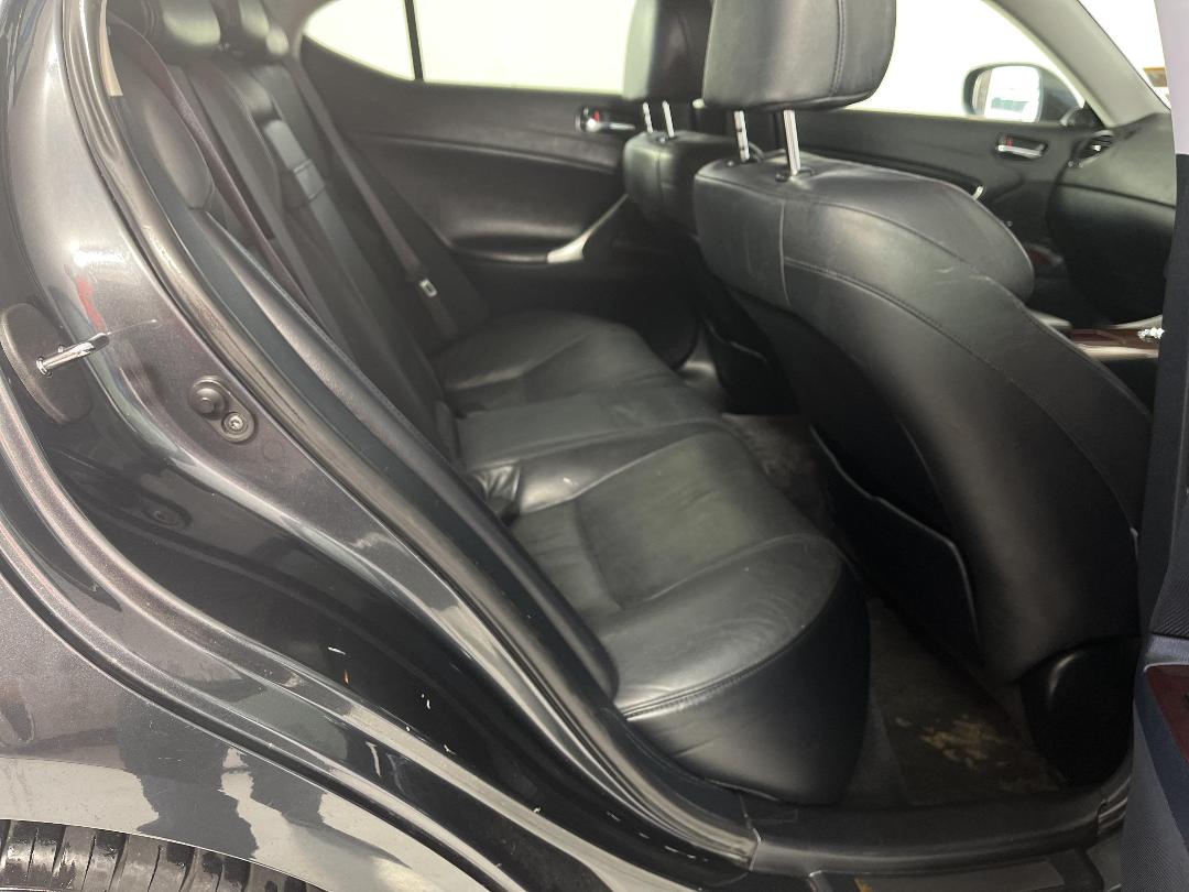 Photo '20' of Lexus IS250 Photo '20' of Lexus IS250