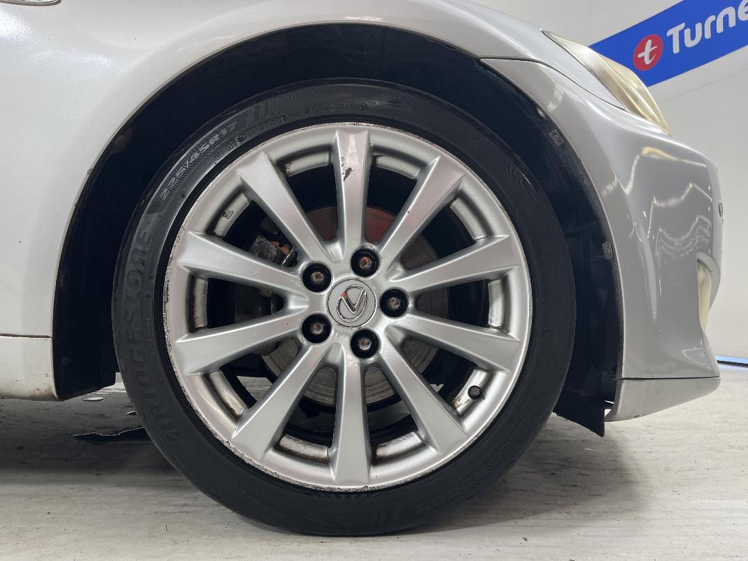 Photo '9' of Lexus IS250 Photo '9' of Lexus IS250