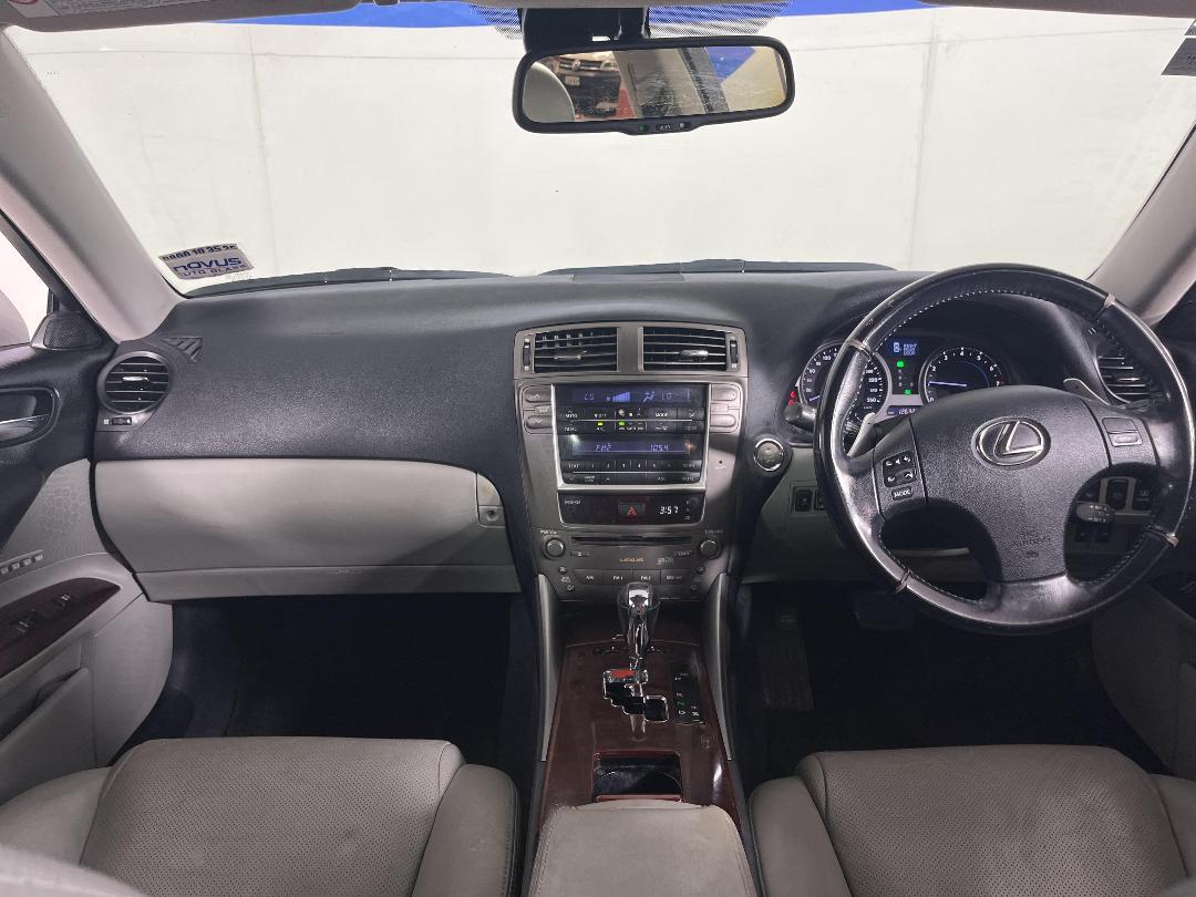 Photo '17' of Lexus IS250 Photo '17' of Lexus IS250