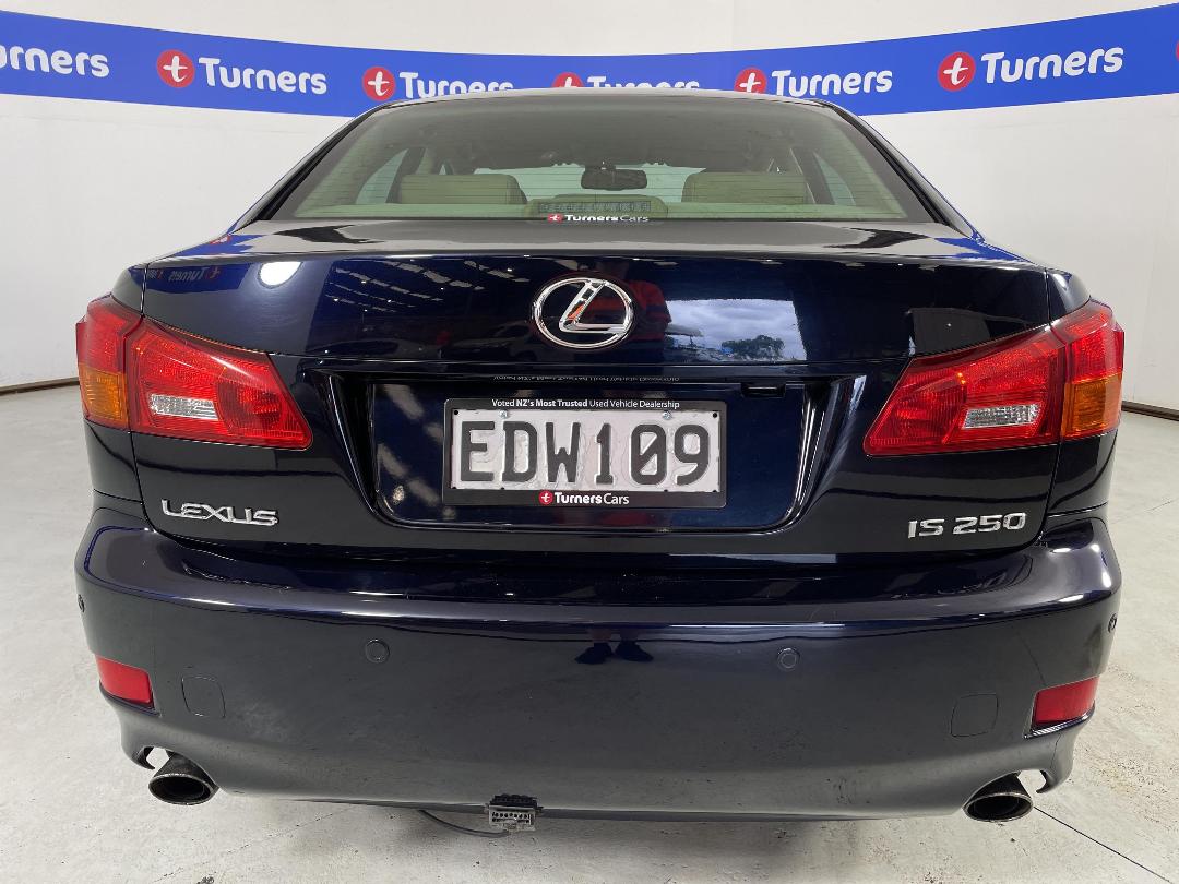 Photo '6' of Lexus IS250