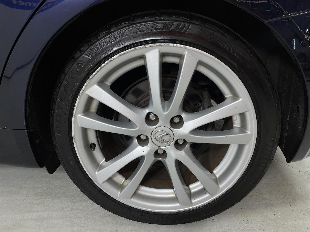 Photo '11' of Lexus IS250