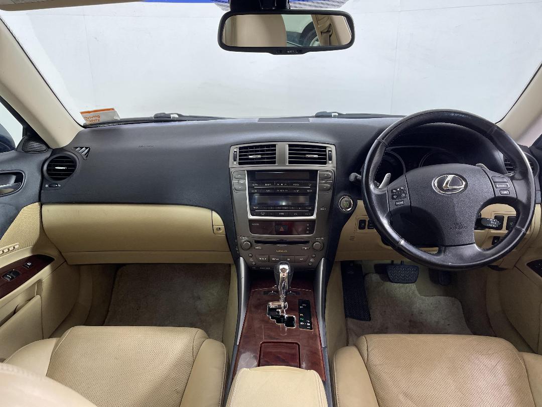 Photo '17' of Lexus IS250