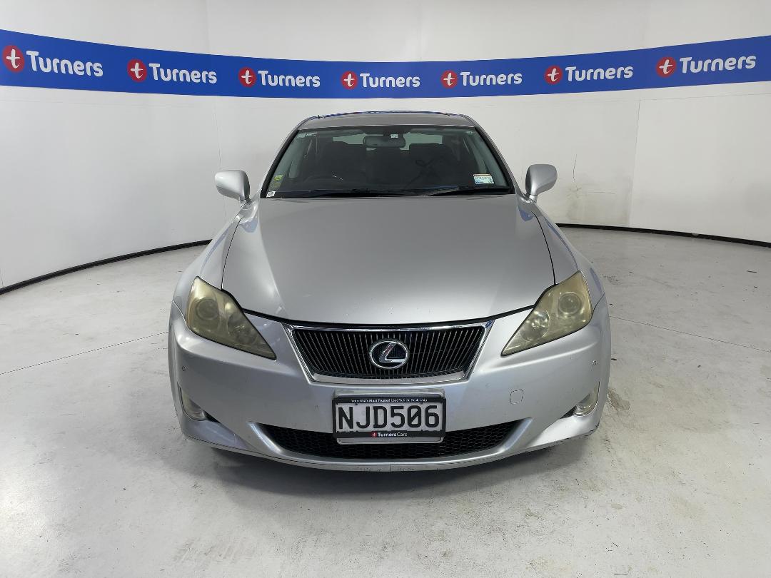 Photo '2' of Lexus IS250