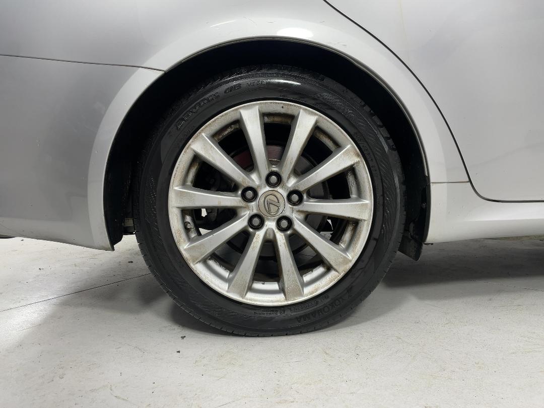 Photo '12' of Lexus IS250