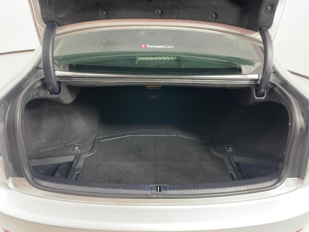 Photo '14' of Lexus IS250