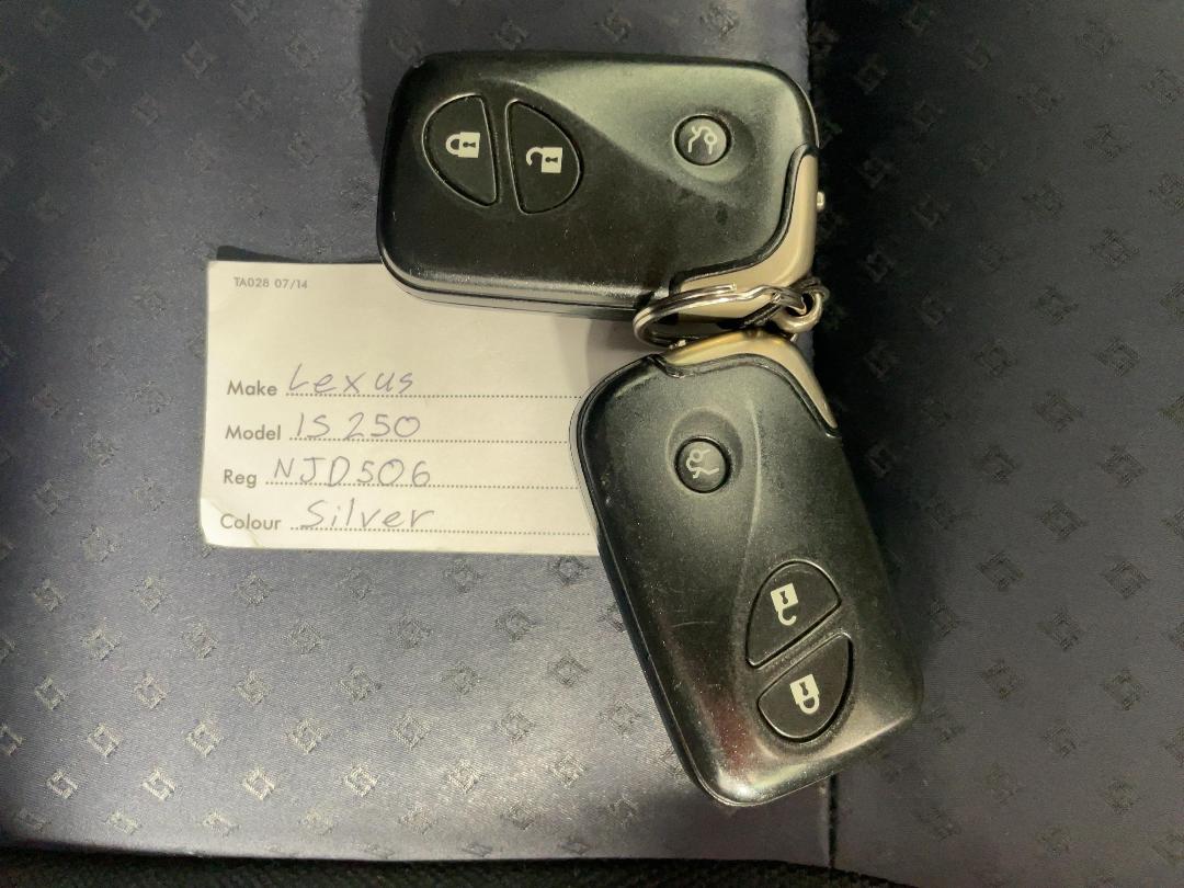 Photo '22' of Lexus IS250