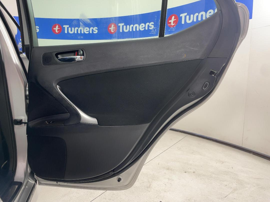 Photo '19' of Lexus IS250