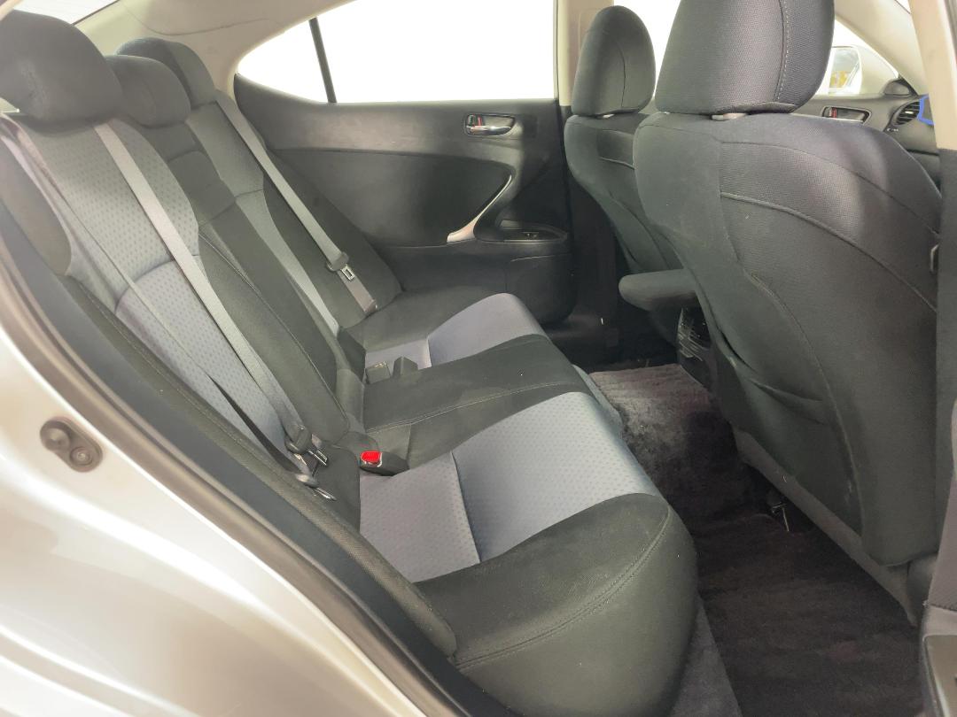 Photo '20' of Lexus IS250