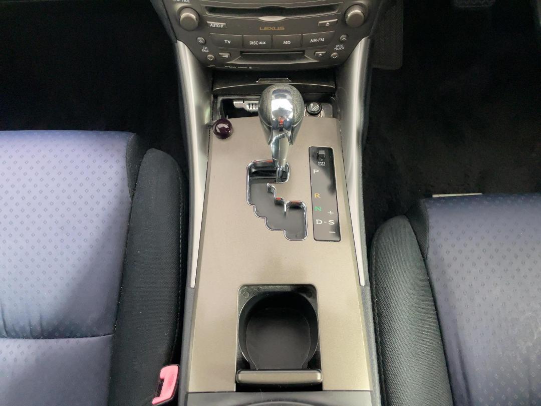 Photo '18' of Lexus IS250