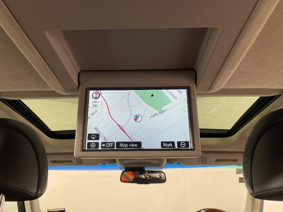 Photo '36' of Lexus LS460 Photo '36' of Lexus LS460