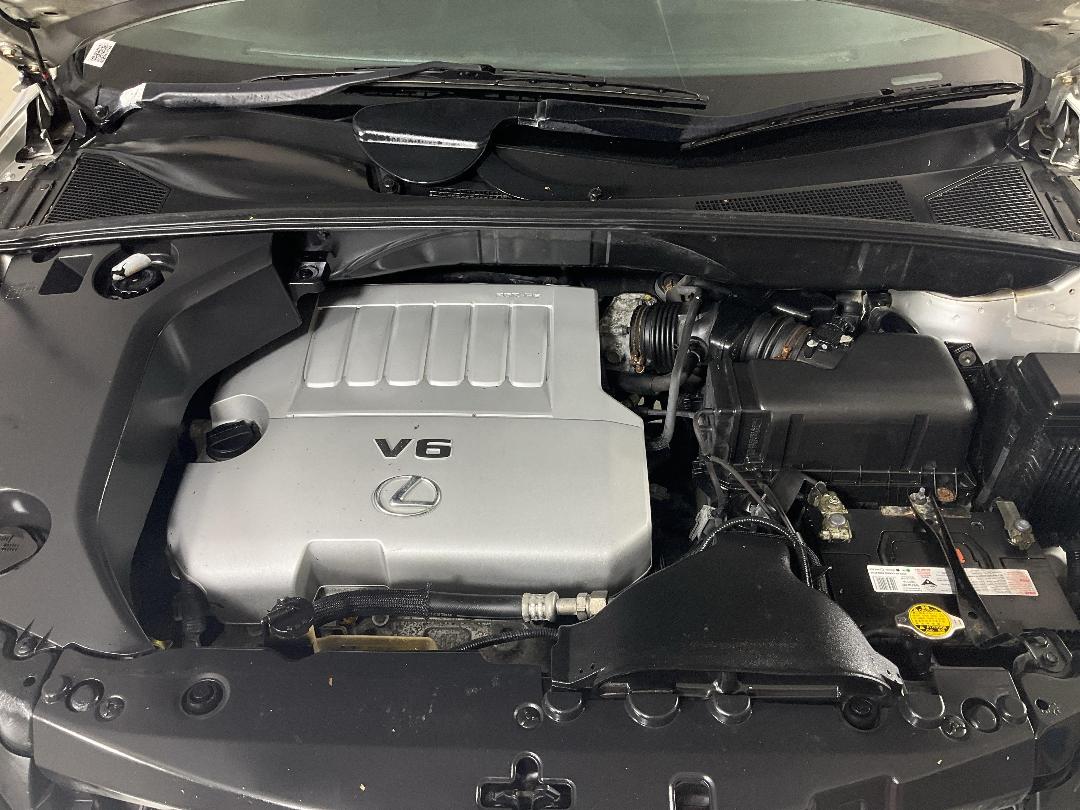 Photo '13' of Lexus RX350