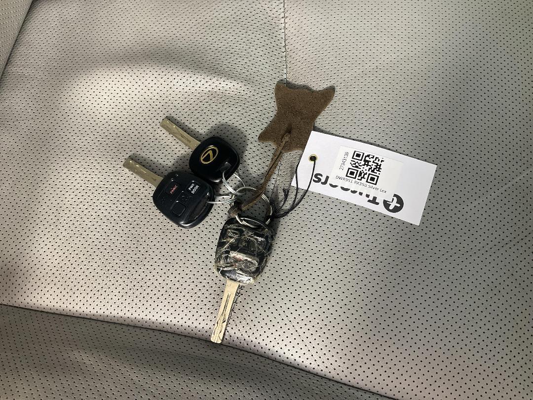 Photo '22' of Lexus RX350