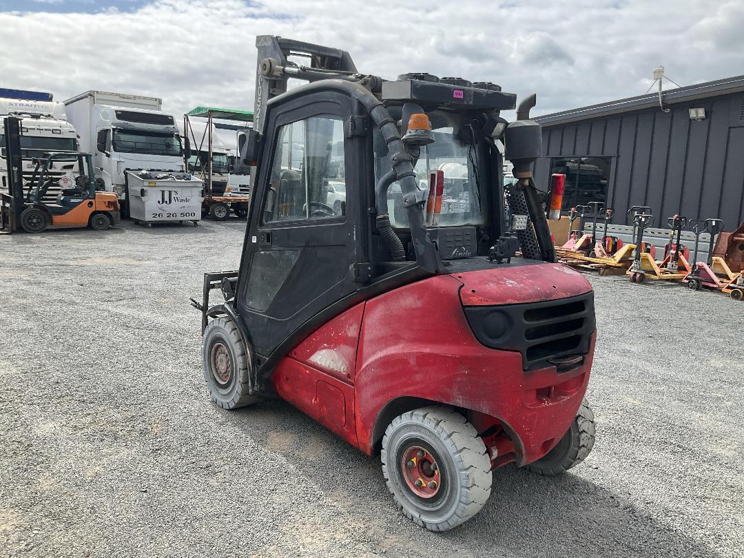 Photo '4' of Linde H30D LN-H30D Forklift Photo '4' of Linde H30D LN-H30D Forklift