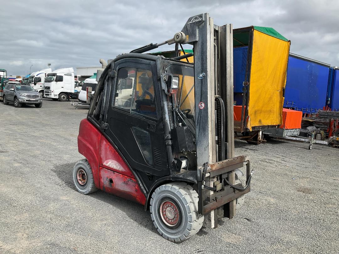 Photo '9' of Linde H30D LN-H30D Forklift Photo '9' of Linde H30D LN-H30D Forklift