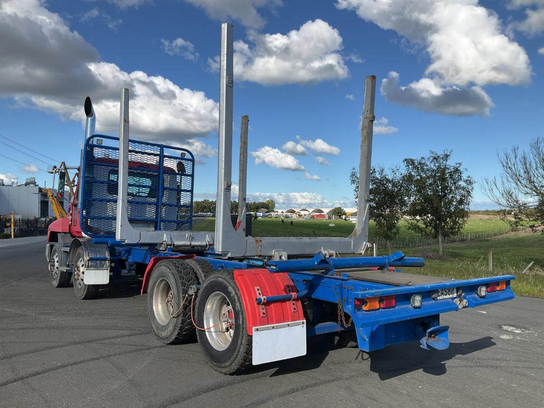 Photo '11' of MACK FLEETLINER Logger