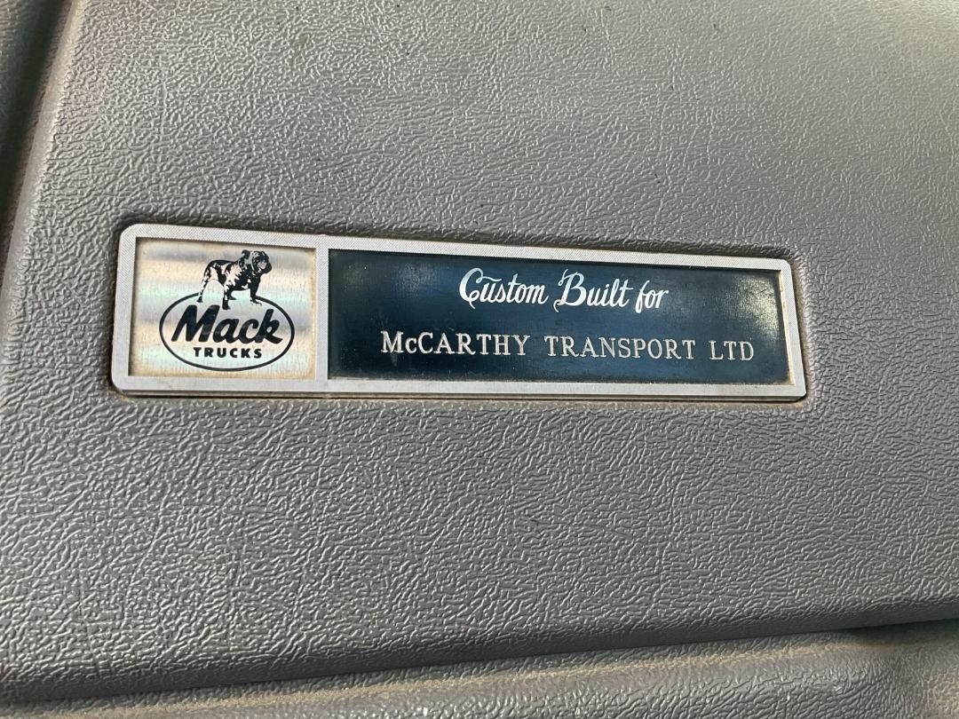 Photo '29' of MACK FLEETLINER Logger