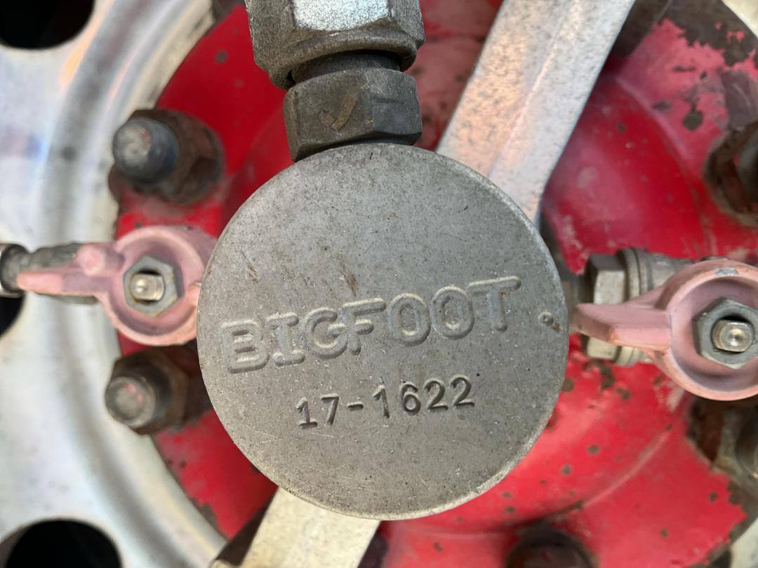 Photo '44' of MACK FLEETLINER Logger