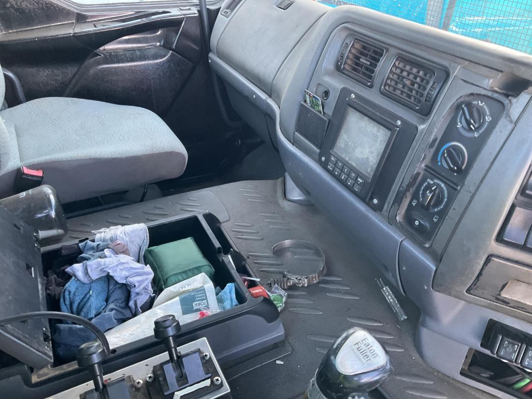 Photo '15' of MACK QANTUM Tipper