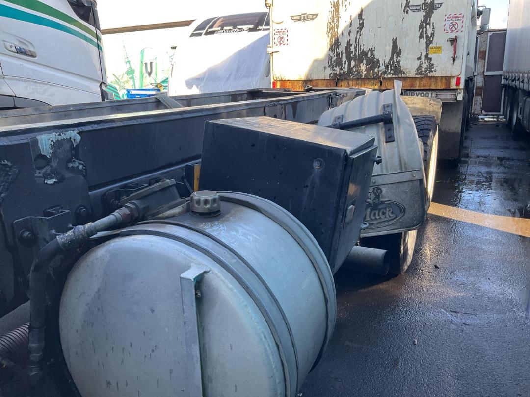 Photo '28' of MACK QANTUM Tipper