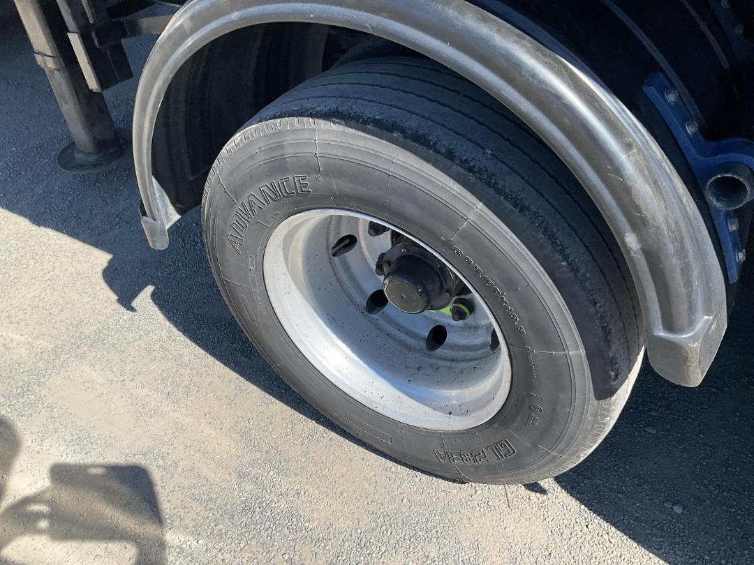 Photo '32' of Maxicube BTrain Curtain/Chiller B-Train