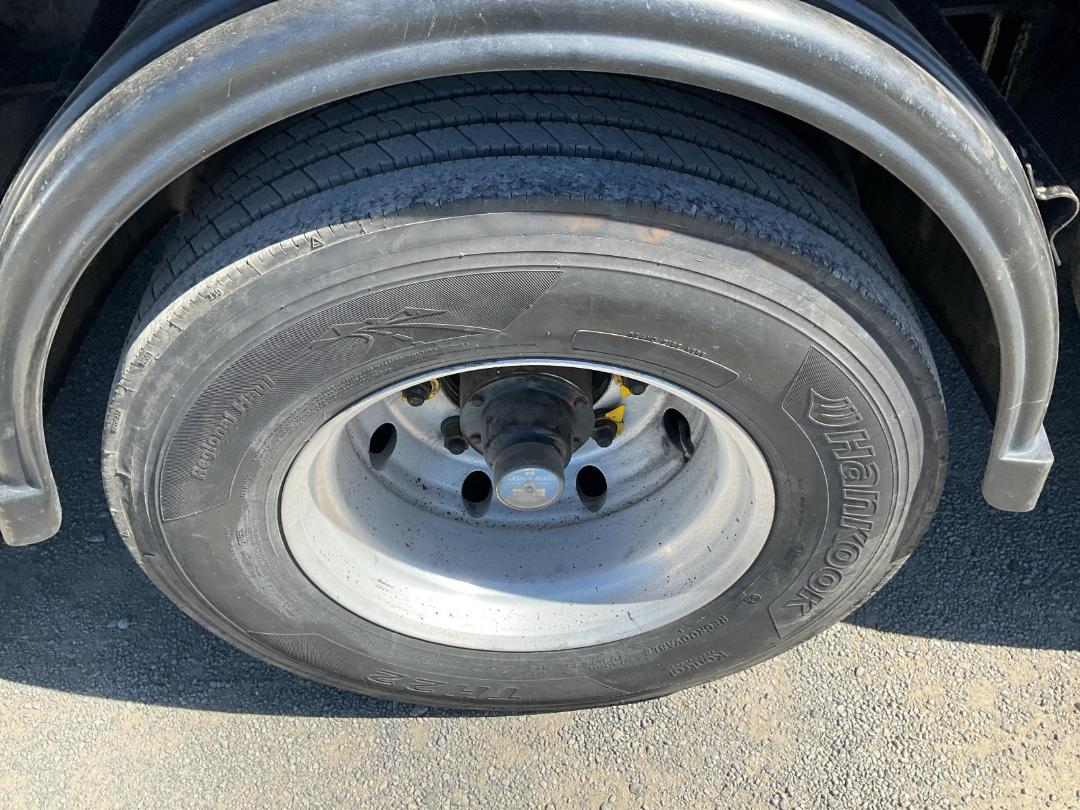 Photo '31' of Maxicube BTrain Curtain/Chiller B-Train