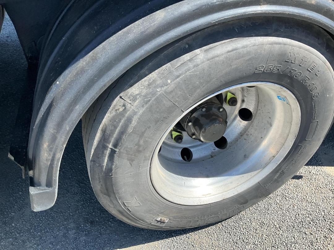 Photo '33' of Maxicube BTrain Curtain/Chiller B-Train