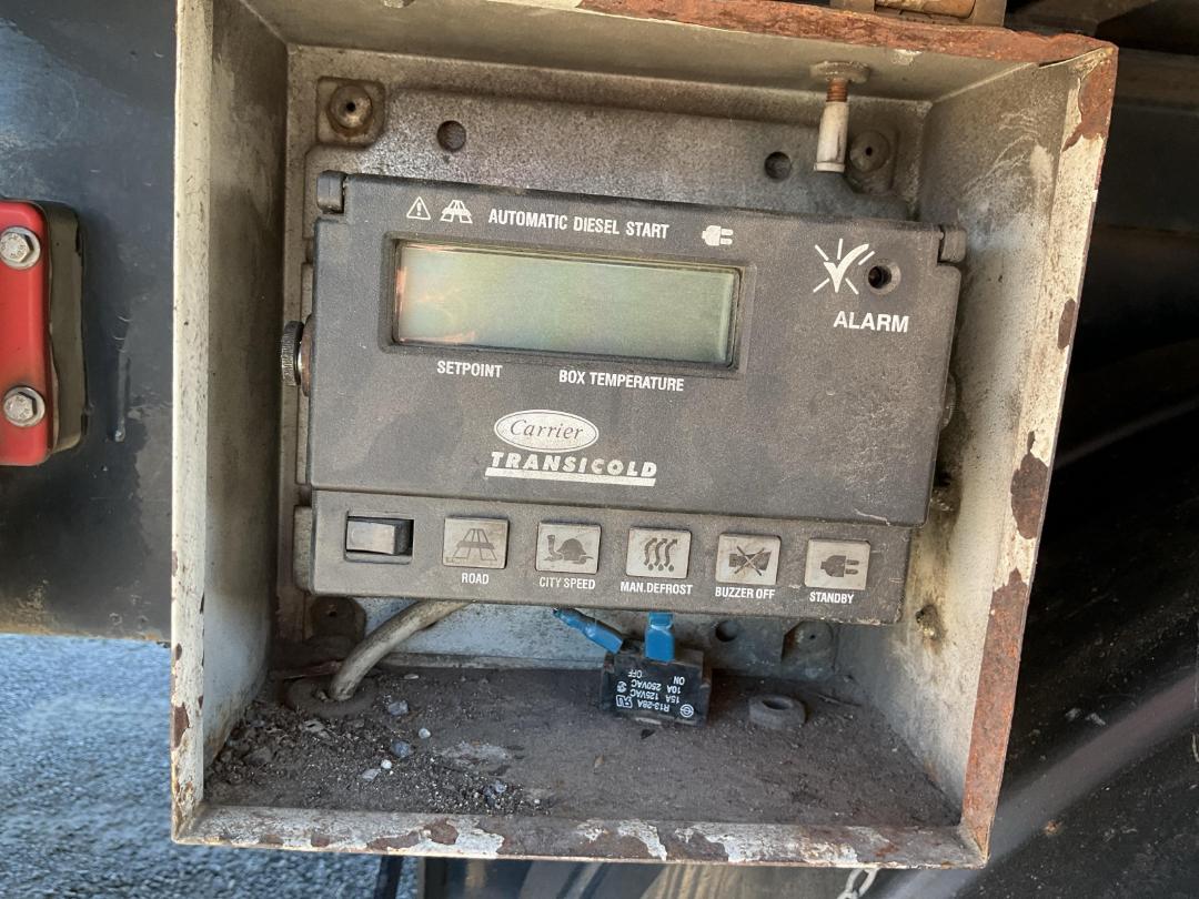 Photo '23' of Maxicube BTrain Curtain/Chiller B-Train