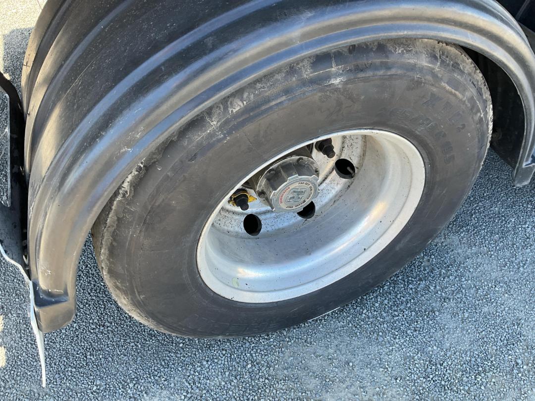 Photo '35' of Maxicube BTrain Curtain/Chiller B-Train