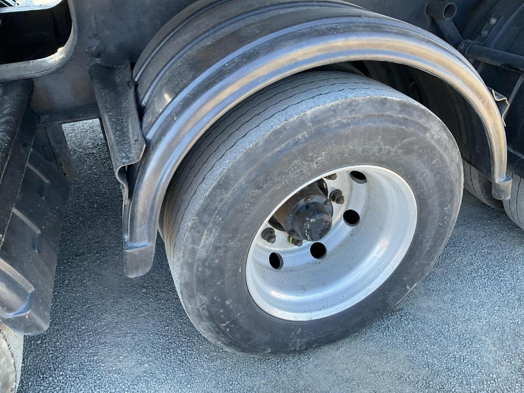 Photo '39' of Maxicube BTrain Curtain/Chiller B-Train