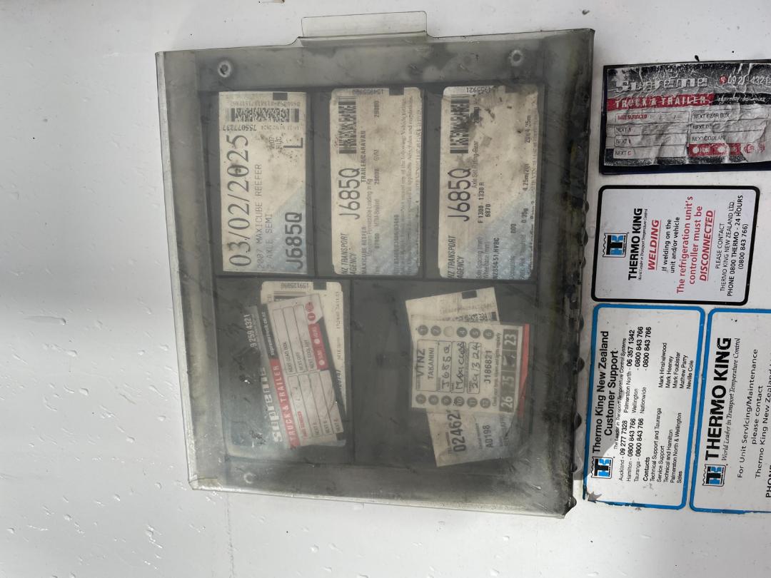 Photo '6' of MAXICUBE REEFER 2 AXLE SEMI Curtain/Chiller B-Train Photo '6' of MAXICUBE REEFER 2 AXLE SEMI Curtain/Chiller B-Train