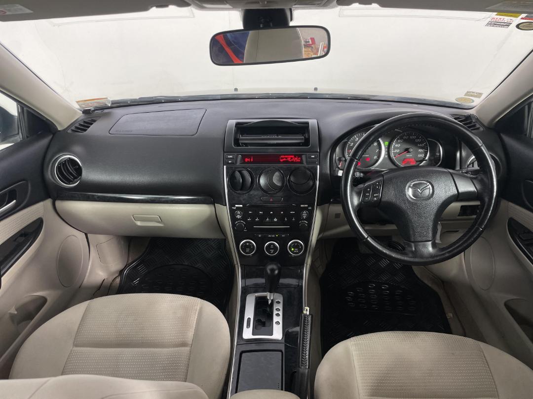 Photo '15' of Mazda Atenza Photo '15' of Mazda Atenza