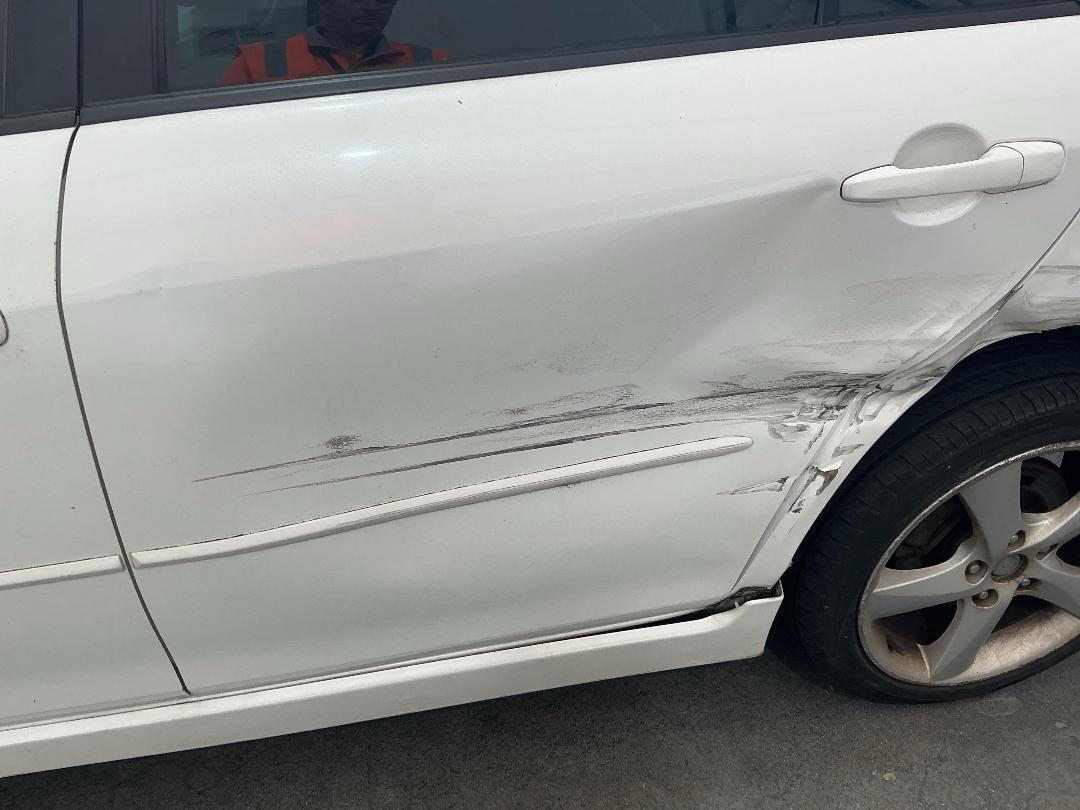 Photo '10' of Mazda Atenza