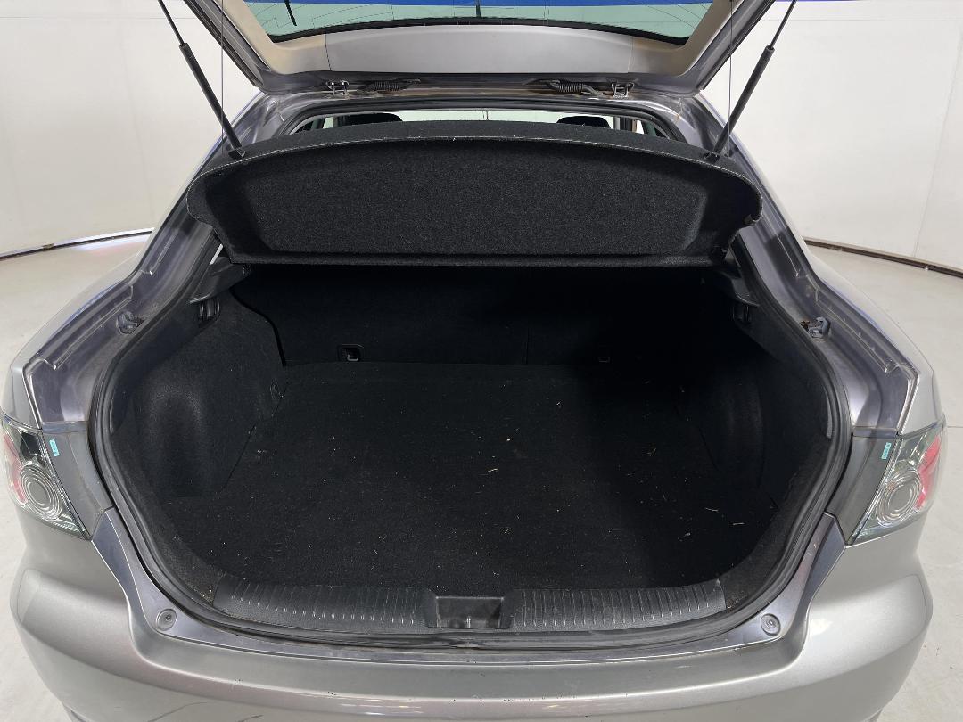 Photo '12' of Mazda Atenza Photo '12' of Mazda Atenza