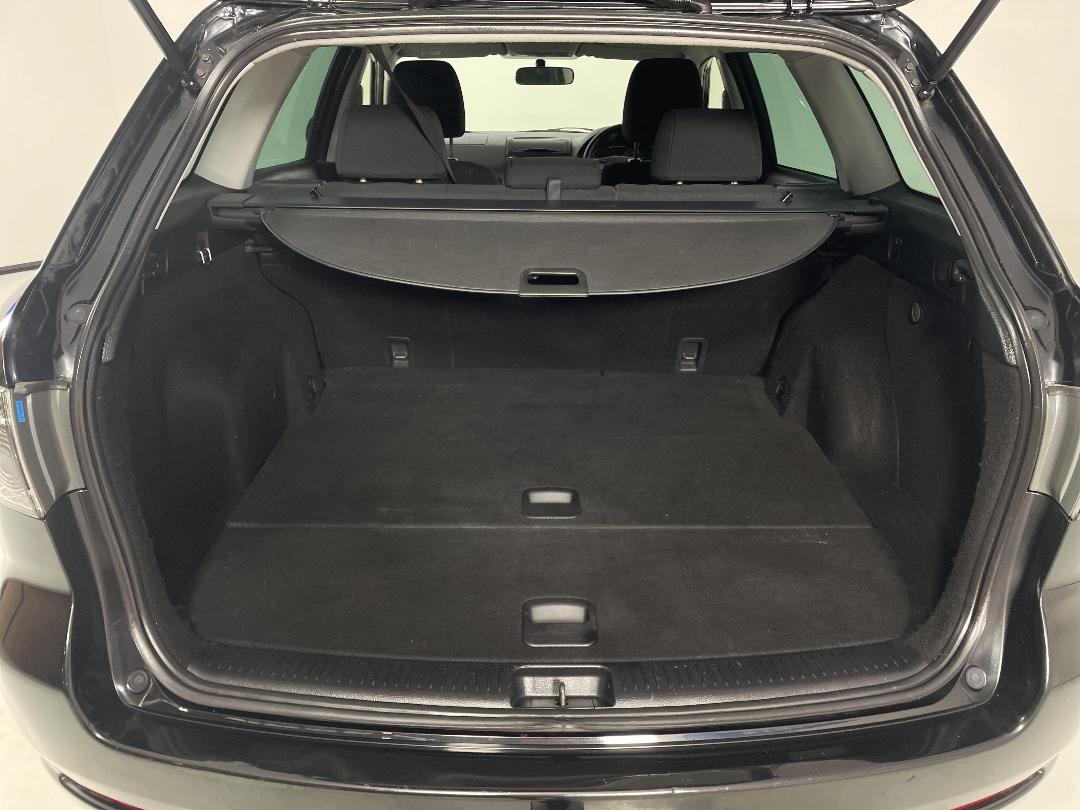 Photo '14' of Mazda Atenza Photo '14' of Mazda Atenza