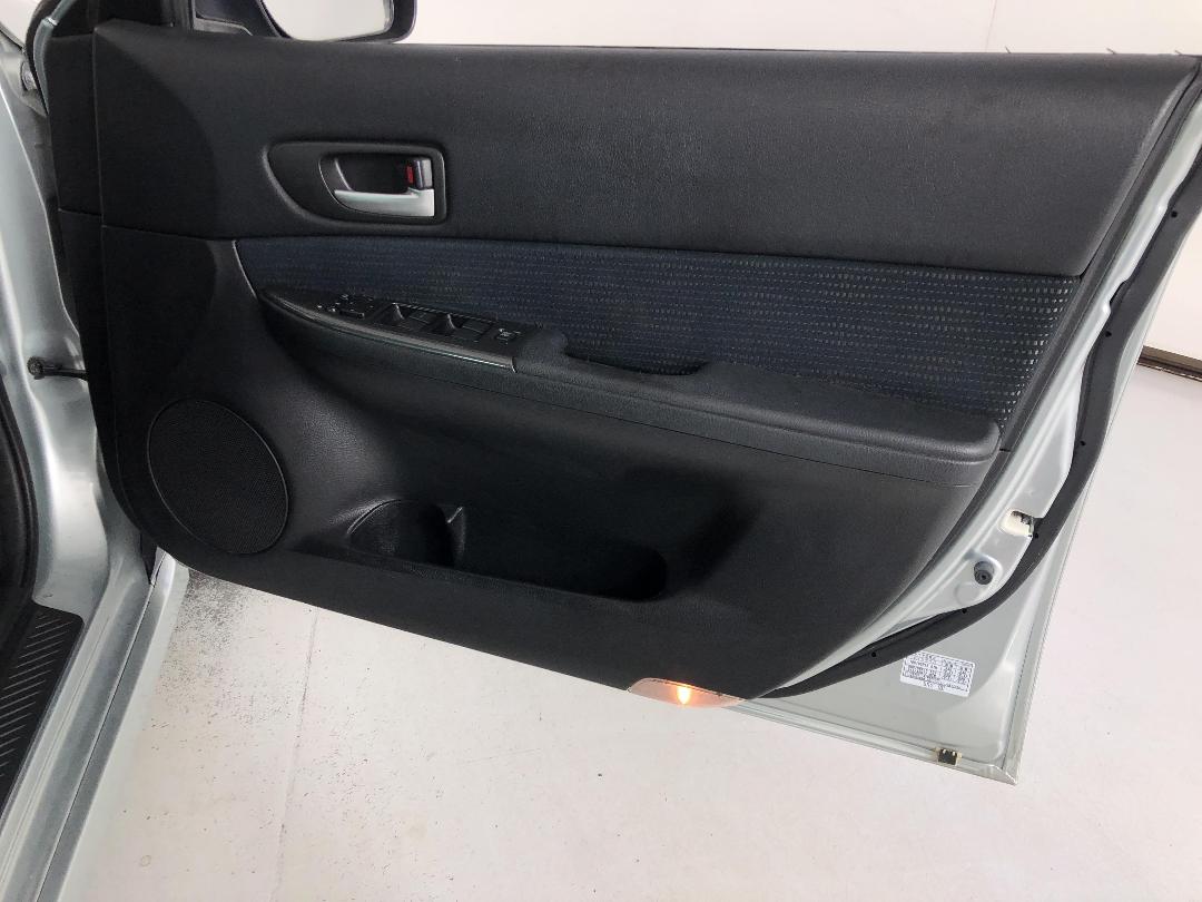 Photo '15' of Mazda Atenza Photo '15' of Mazda Atenza